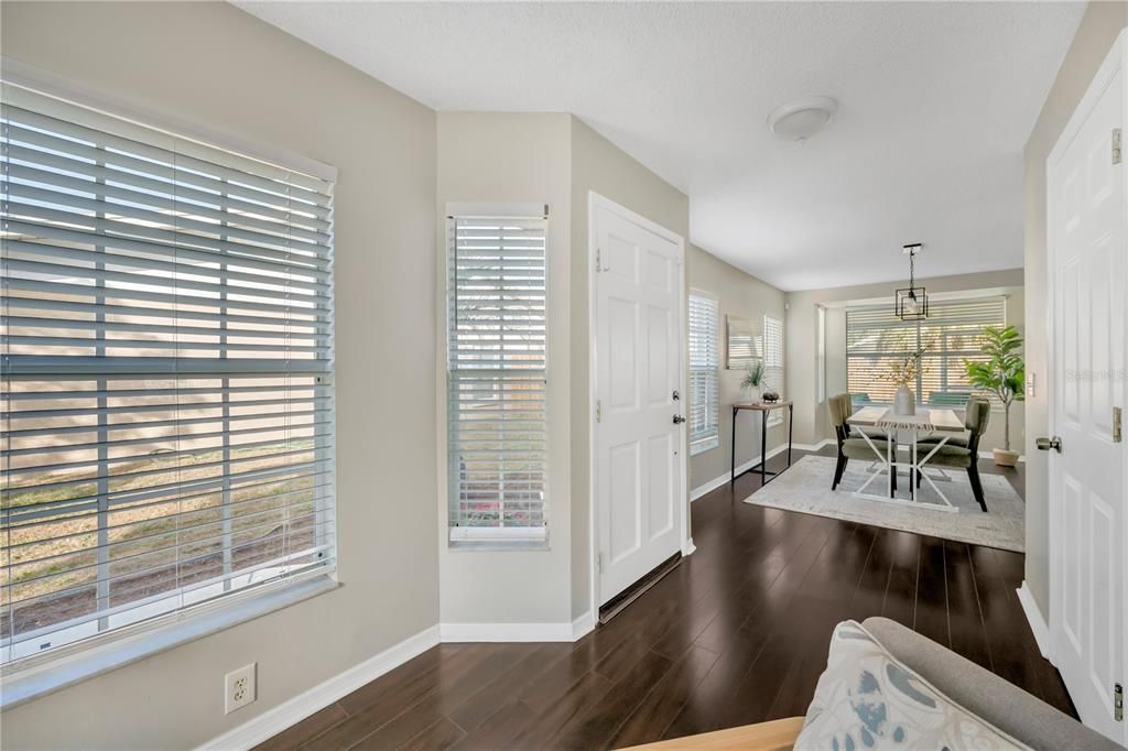 For Sale: $379,800 (3 beds, 2 baths, 1841 Square Feet)