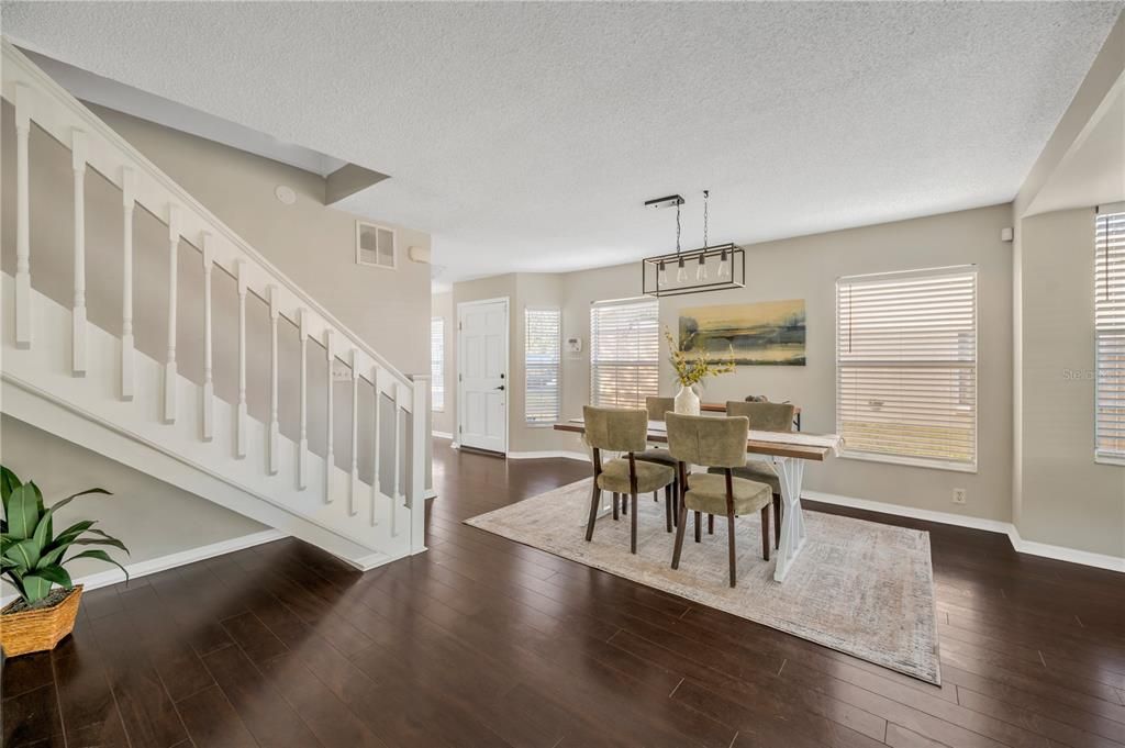 For Sale: $379,800 (3 beds, 2 baths, 1841 Square Feet)