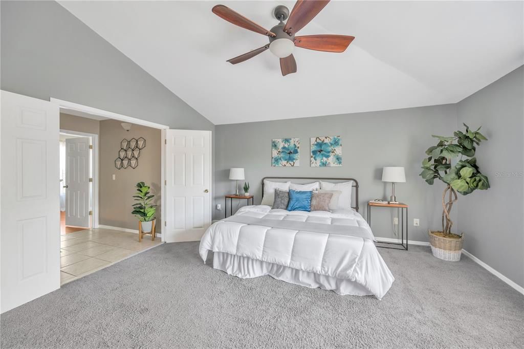 For Sale: $379,800 (3 beds, 2 baths, 1841 Square Feet)