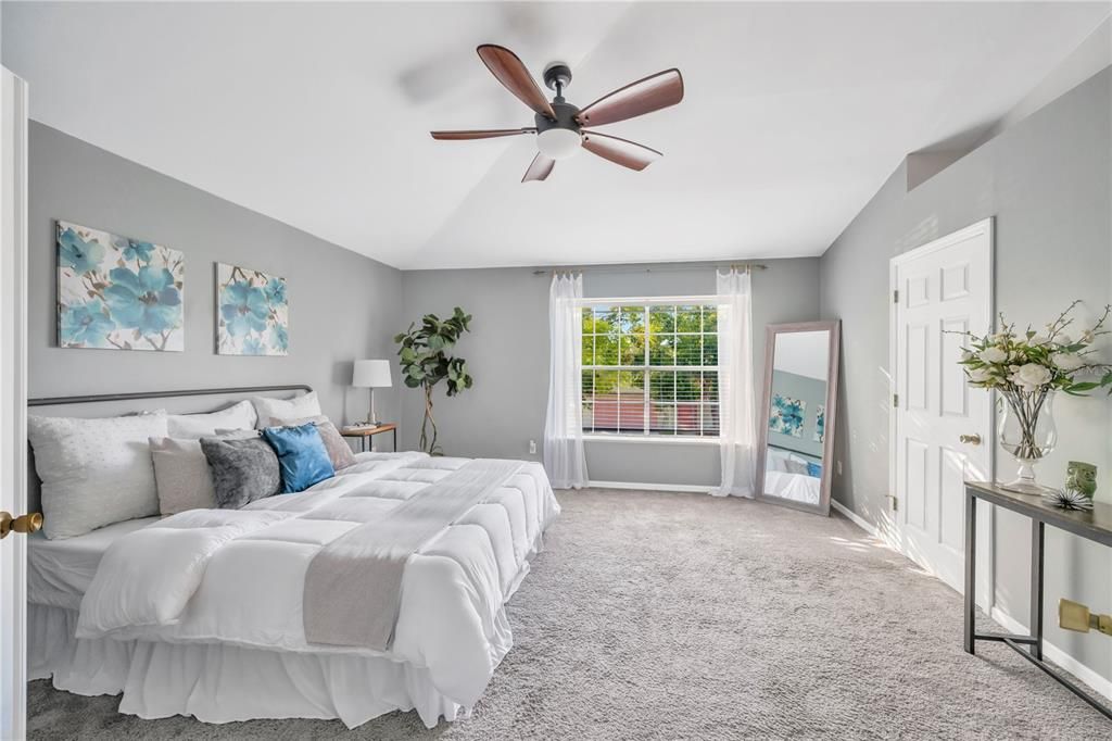 For Sale: $379,800 (3 beds, 2 baths, 1841 Square Feet)