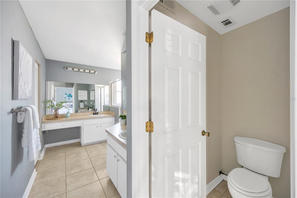 For Sale: $379,800 (3 beds, 2 baths, 1841 Square Feet)