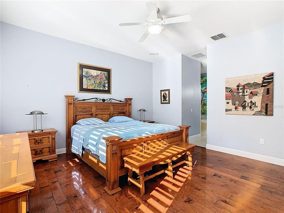 待售: $480,000 (3 贝兹, 2 浴室, 2719 平方英尺)