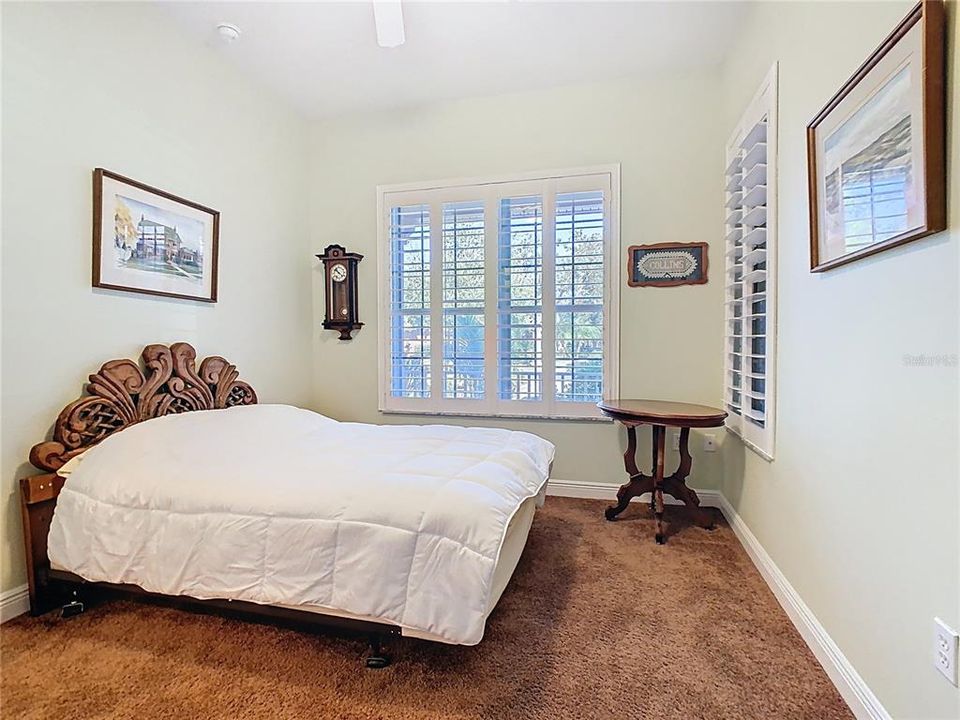 待售: $480,000 (3 贝兹, 2 浴室, 2719 平方英尺)