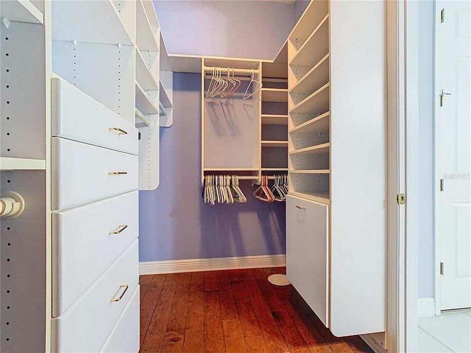 待售: $480,000 (3 贝兹, 2 浴室, 2719 平方英尺)