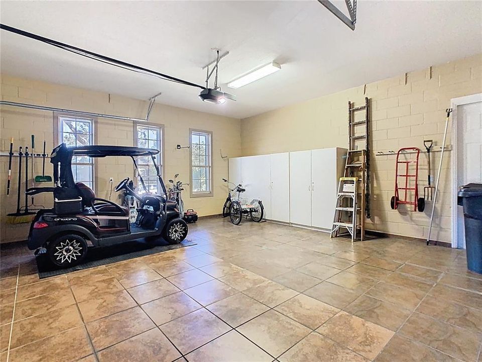 待售: $480,000 (3 贝兹, 2 浴室, 2719 平方英尺)