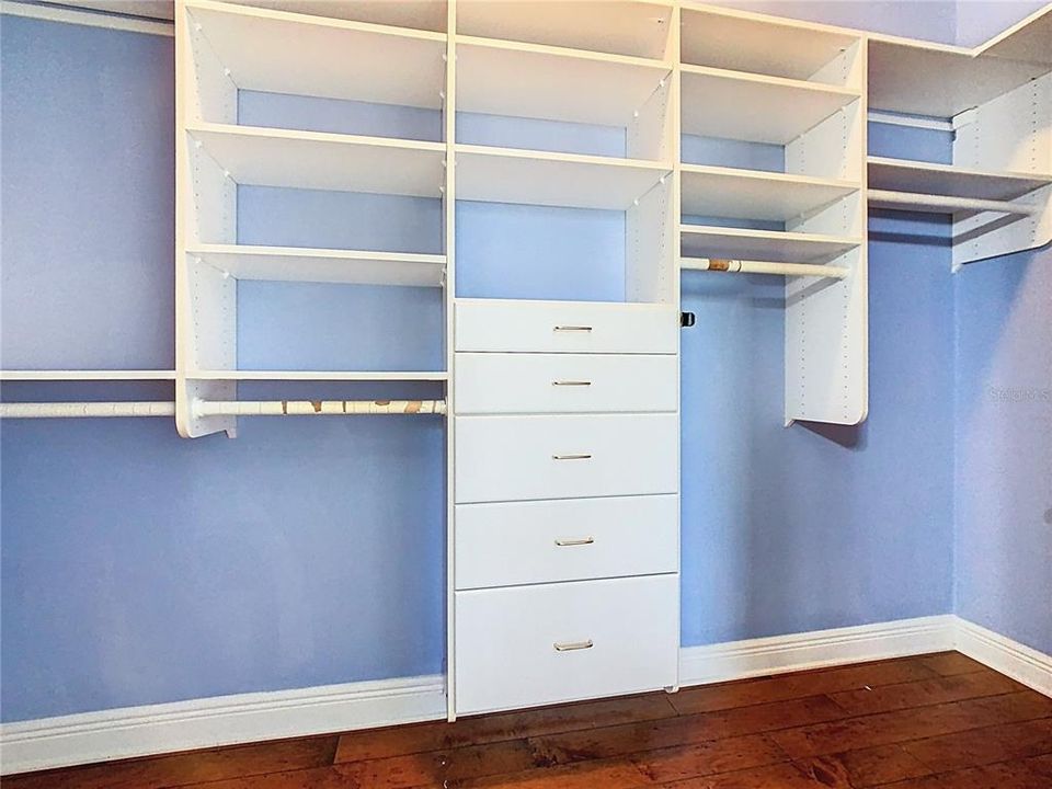 待售: $480,000 (3 贝兹, 2 浴室, 2719 平方英尺)