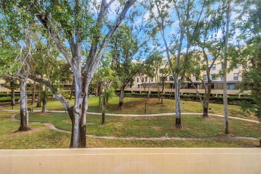 待售: $185,000 (2 贝兹, 2 浴室, 940 平方英尺)