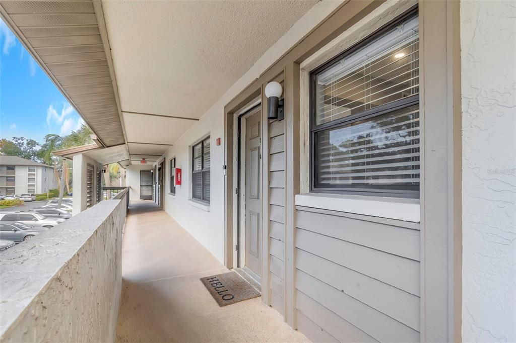 待售: $185,000 (2 贝兹, 2 浴室, 940 平方英尺)