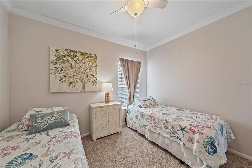 Под контрактом: $240,000 (2 спален, 2 ванн, 1296 Квадратных фут)