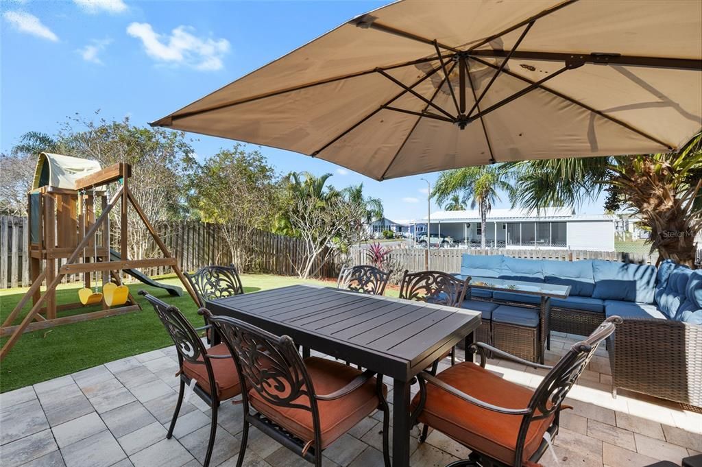 待售: $439,900 (4 贝兹, 2 浴室, 1784 平方英尺)