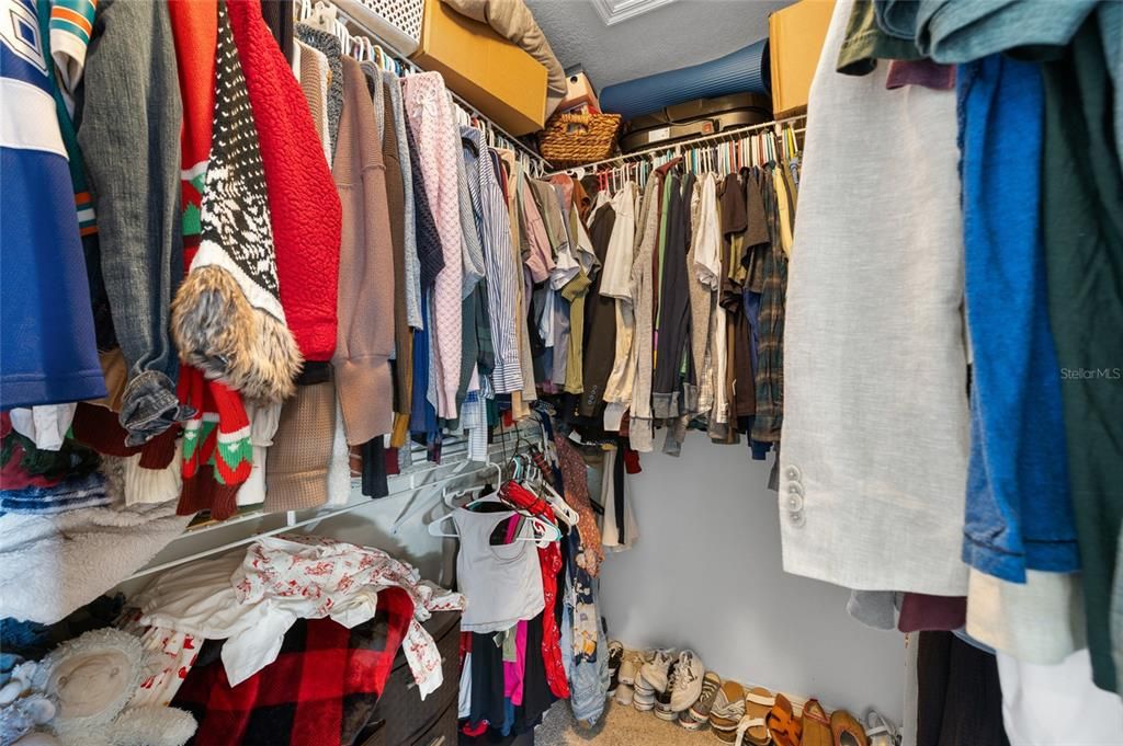 待售: $439,900 (4 贝兹, 2 浴室, 1784 平方英尺)