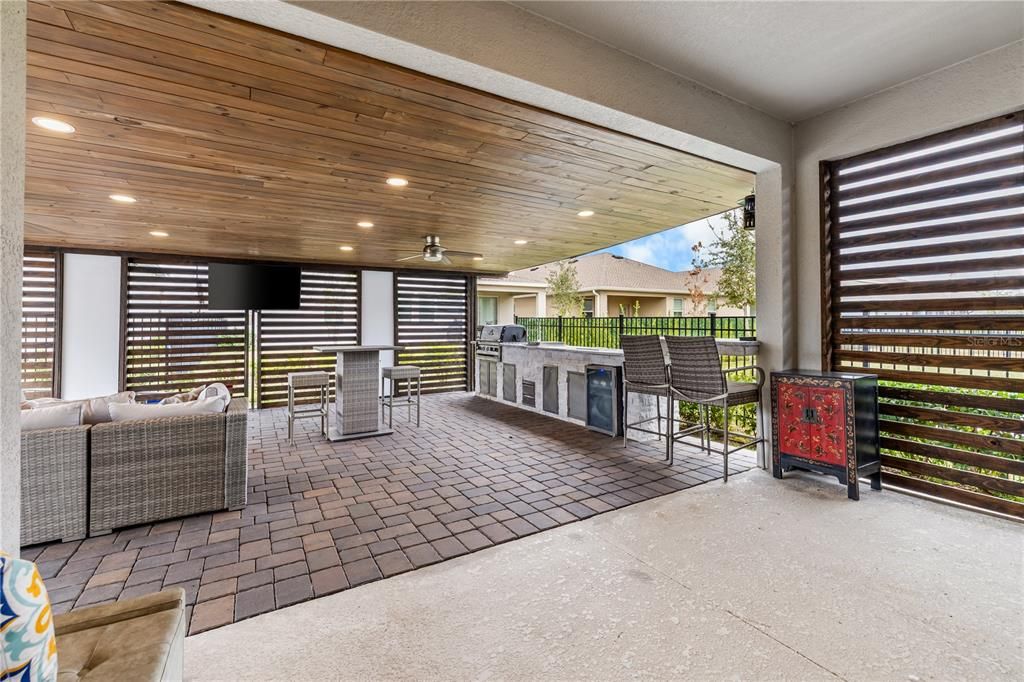 出租: $3,700 (4 贝兹, 3 浴室, 2136 平方英尺)