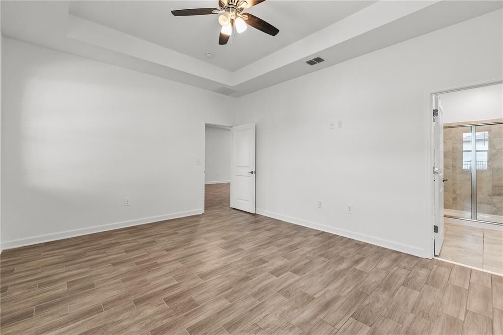 出租: $3,700 (4 贝兹, 3 浴室, 2136 平方英尺)