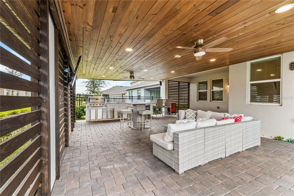 出租: $3,700 (4 贝兹, 3 浴室, 2136 平方英尺)