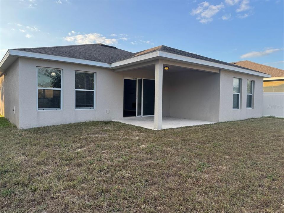 В аренду: $2,500 (3 спален, 2 ванн, 1675 Квадратных фут)