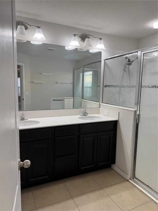 В аренду: $2,500 (3 спален, 2 ванн, 1675 Квадратных фут)