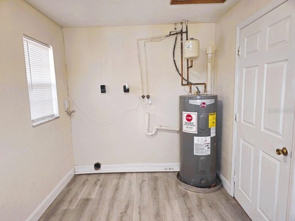 出租: $2,500 (3 贝兹, 2 浴室, 1740 平方英尺)