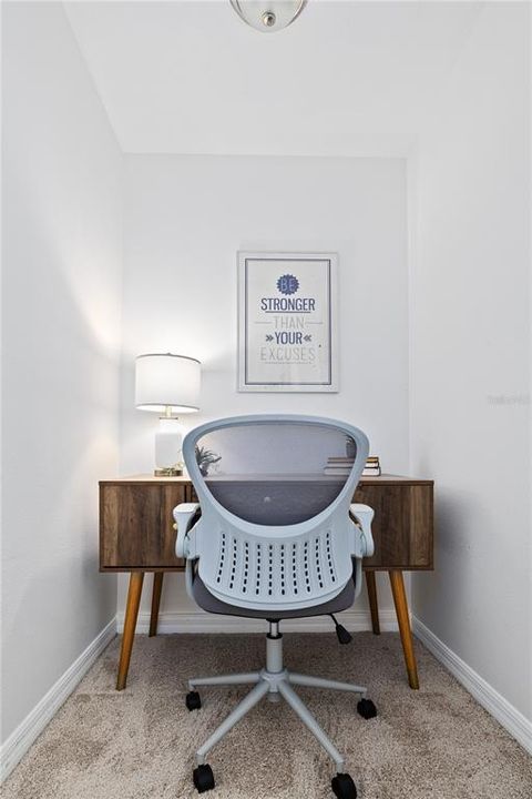 На продажу: $299,900 (2 спален, 2 ванн, 1679 Квадратных фут)