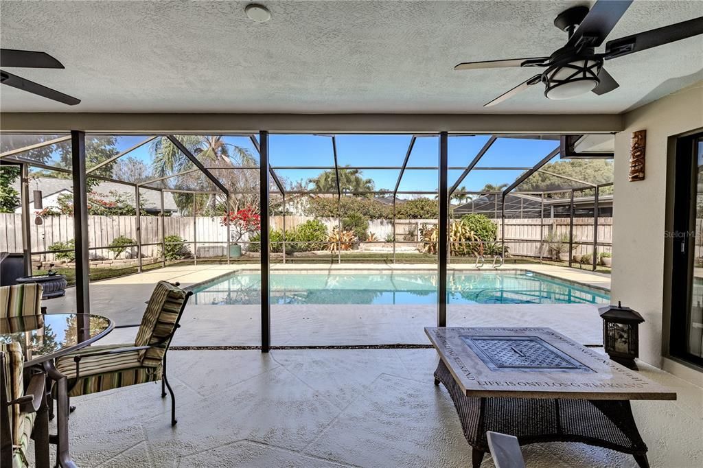 待售: $750,000 (4 贝兹, 2 浴室, 2549 平方英尺)