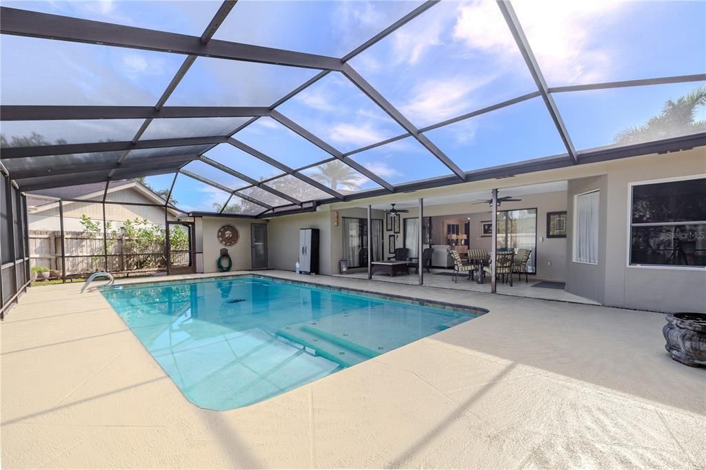 待售: $750,000 (4 贝兹, 2 浴室, 2549 平方英尺)