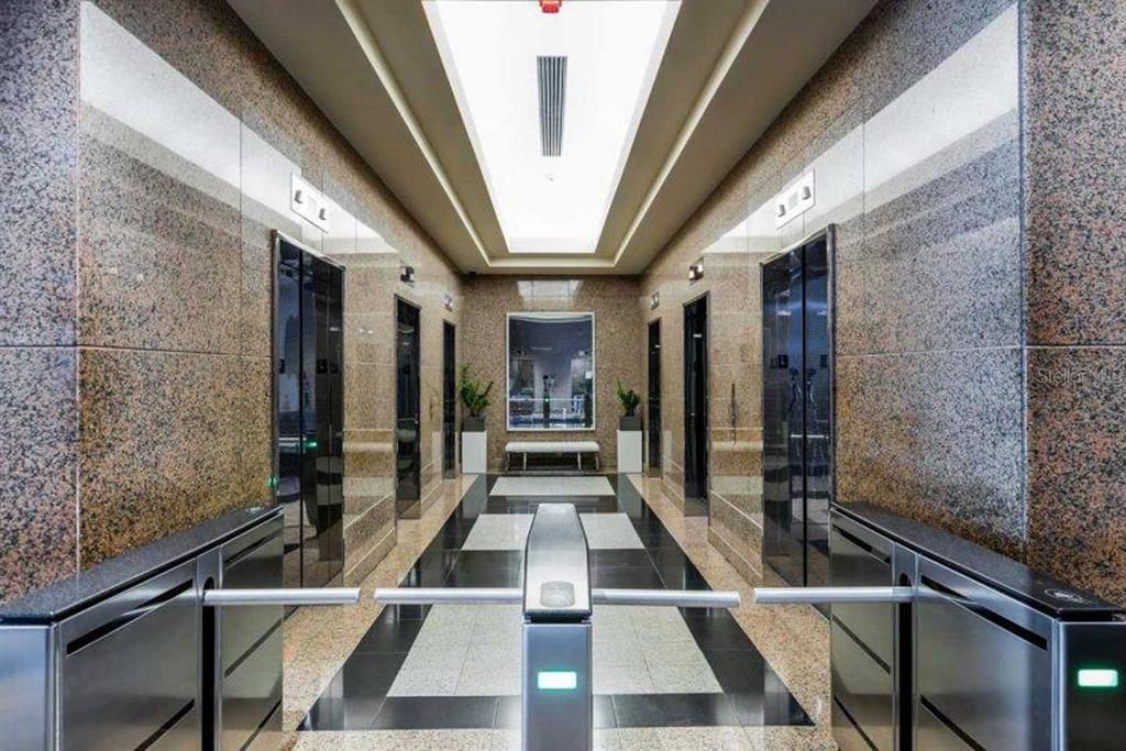 待售: $10,731,077 (0 贝兹, 0 浴室, 0 平方英尺)