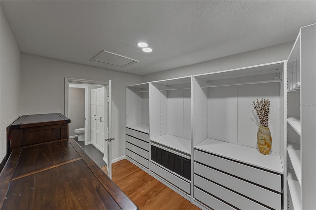 Active With Contract: $550,000 (4 beds, 3 baths, 2169 Square Feet)