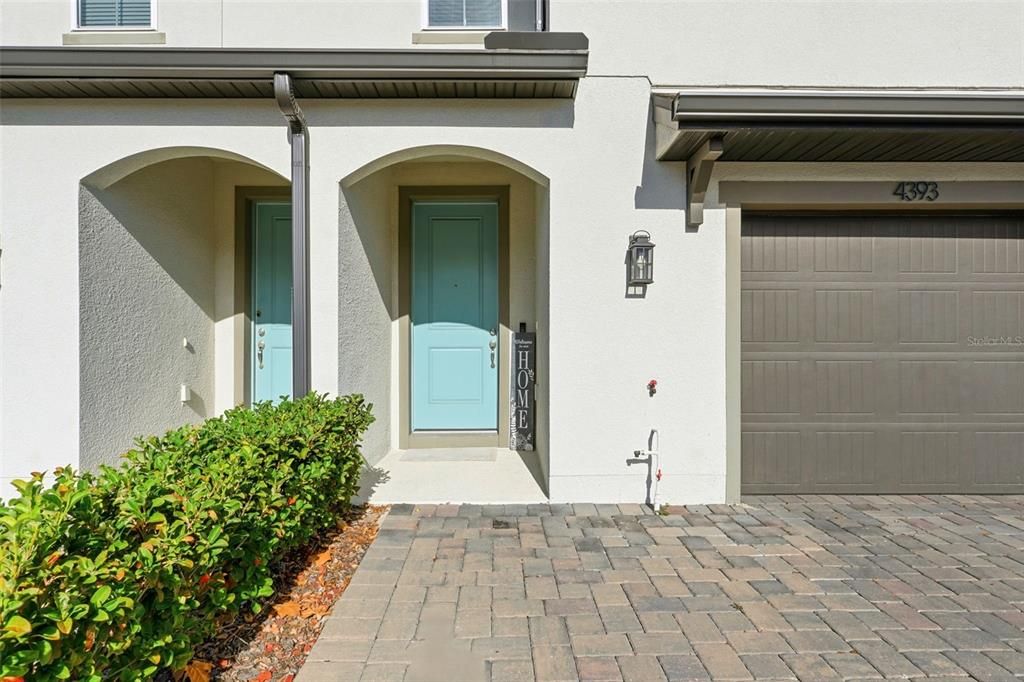 For Rent: $2,500 (3 beds, 2 baths, 1628 Square Feet)