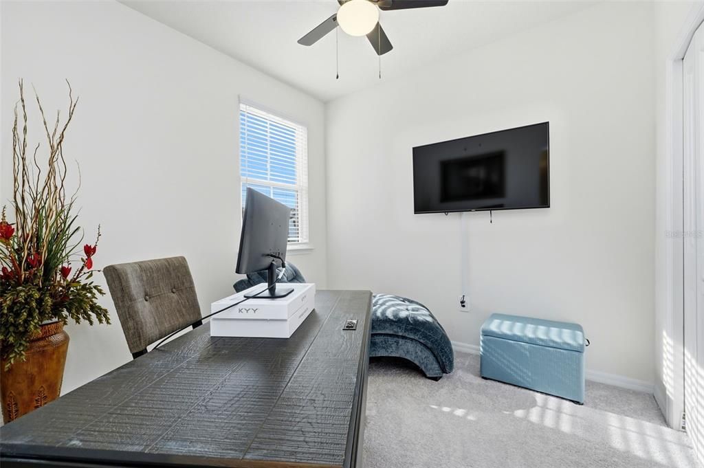 For Rent: $2,500 (3 beds, 2 baths, 1628 Square Feet)