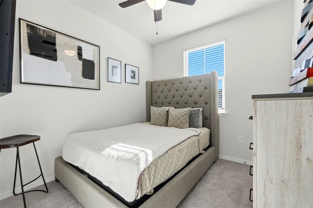 For Rent: $2,500 (3 beds, 2 baths, 1628 Square Feet)