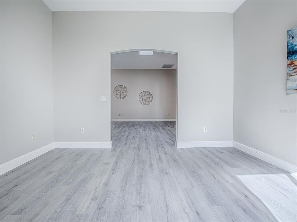 For Sale: $485,000 (3 beds, 2 baths, 2008 Square Feet)