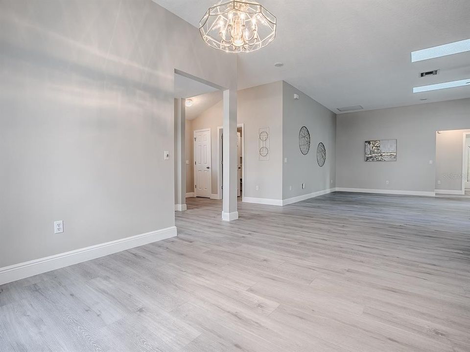 For Sale: $485,000 (3 beds, 2 baths, 2008 Square Feet)