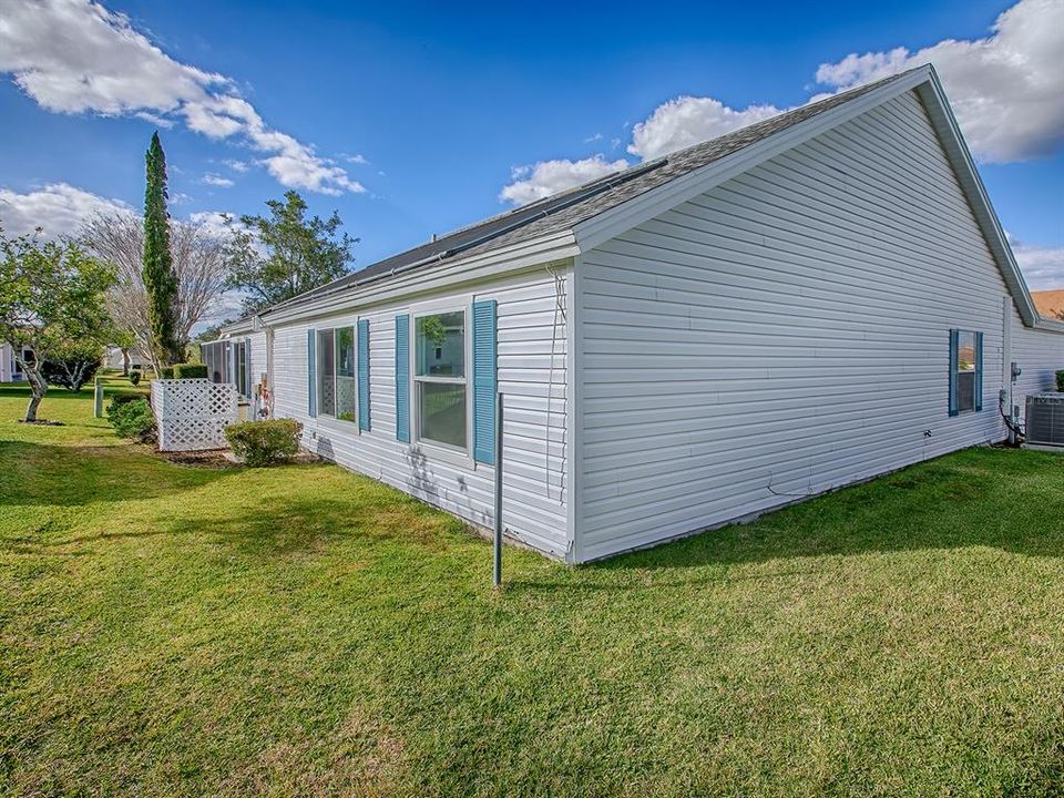 For Sale: $485,000 (3 beds, 2 baths, 2008 Square Feet)