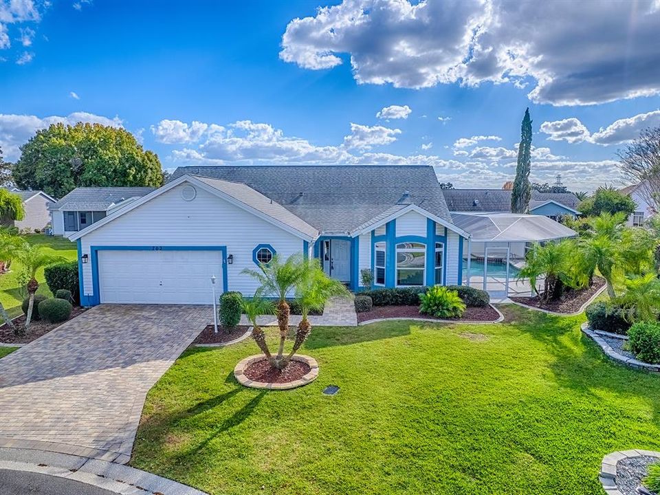 For Sale: $485,000 (3 beds, 2 baths, 2008 Square Feet)