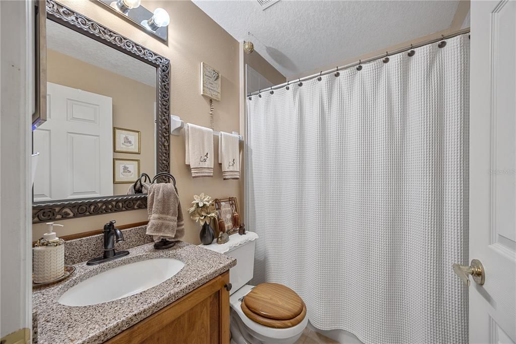 En Venta: $338,000 (3 camas, 2 baños, 1278 Pies cuadrados)