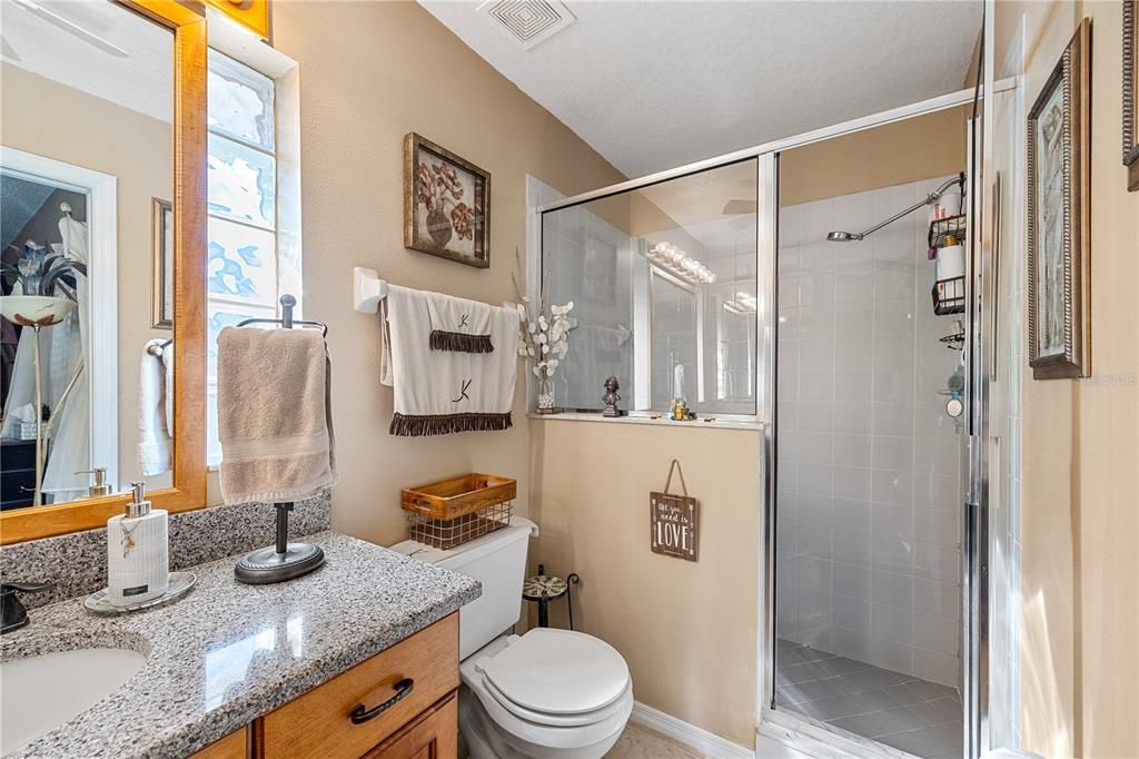 En Venta: $338,000 (3 camas, 2 baños, 1278 Pies cuadrados)