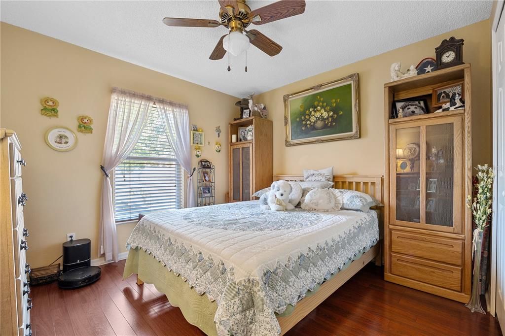 En Venta: $338,000 (3 camas, 2 baños, 1278 Pies cuadrados)