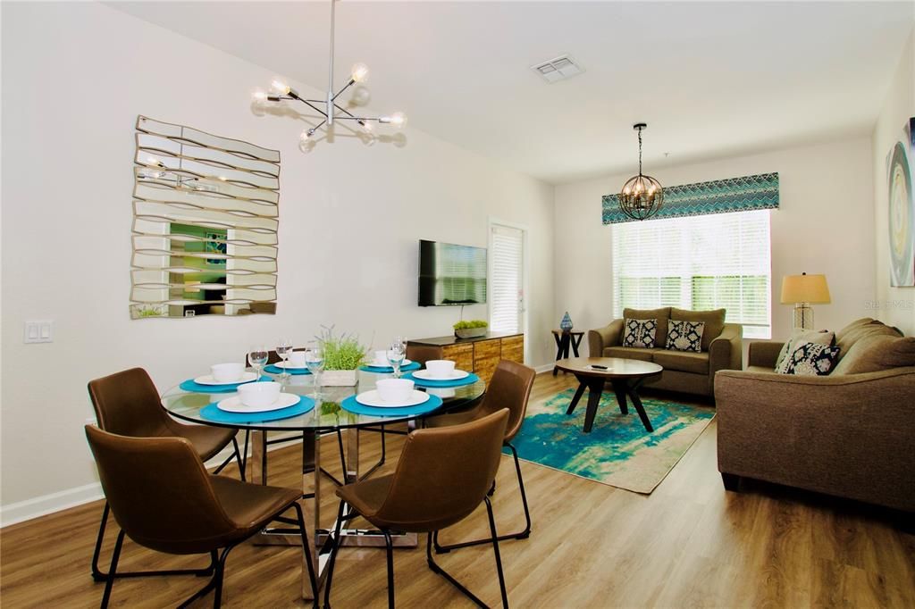 待售: $589,900 (3 贝兹, 2 浴室, 1412 平方英尺)