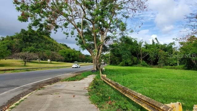 На продажу: $22,000,000 (18.00 acres)