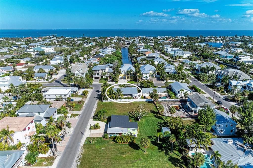 На продажу: $2,095,900 (3 спален, 3 ванн, 1240 Квадратных фут)