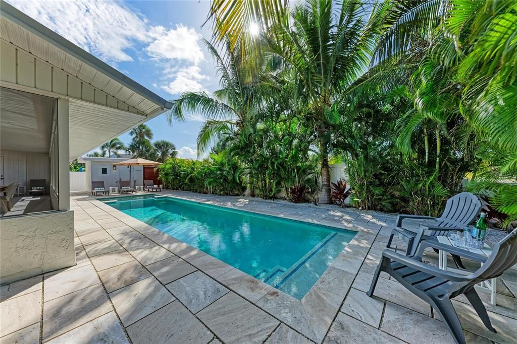 На продажу: $2,095,900 (3 спален, 3 ванн, 1240 Квадратных фут)