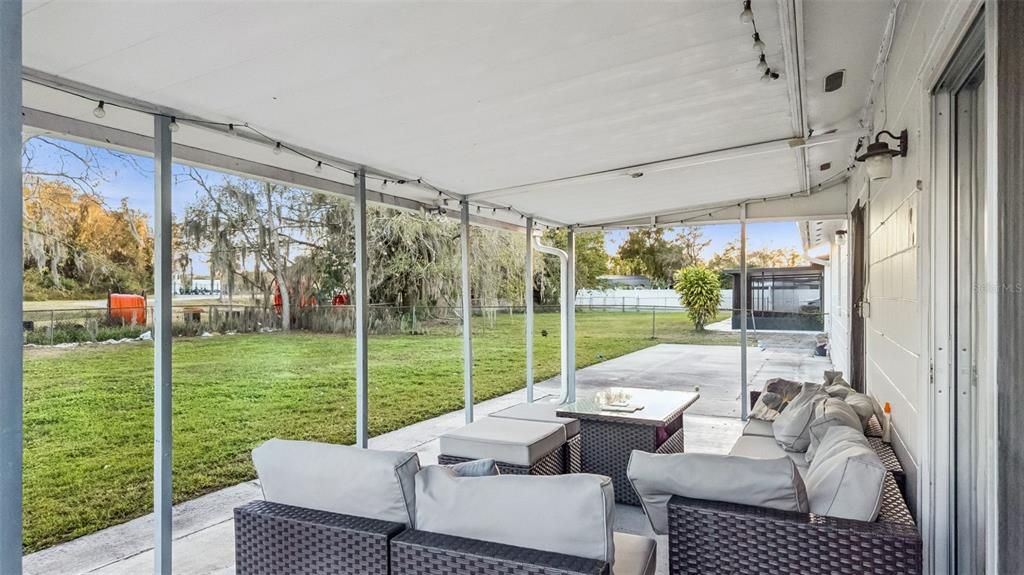 待售: $300,000 (2 贝兹, 2 浴室, 1162 平方英尺)