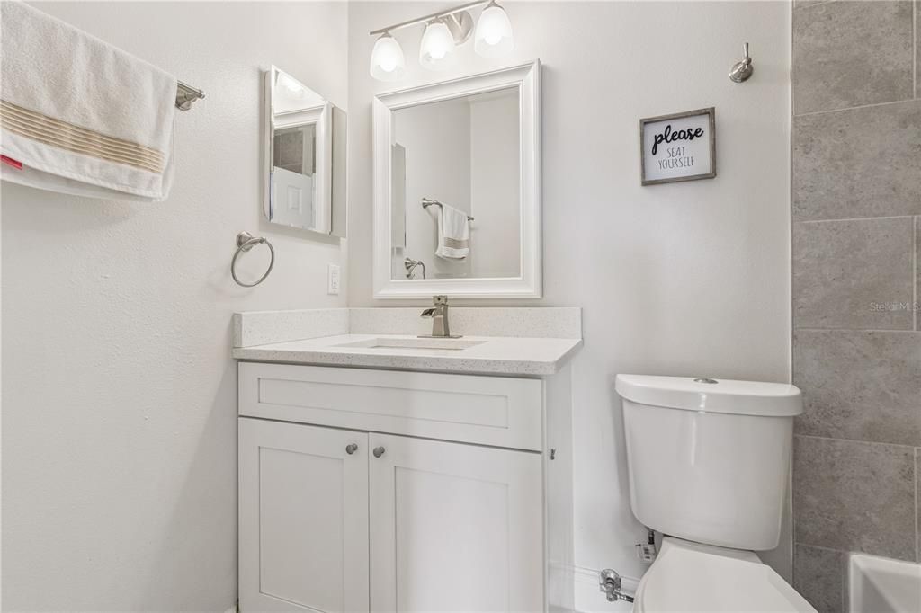 待售: $300,000 (2 贝兹, 2 浴室, 1162 平方英尺)