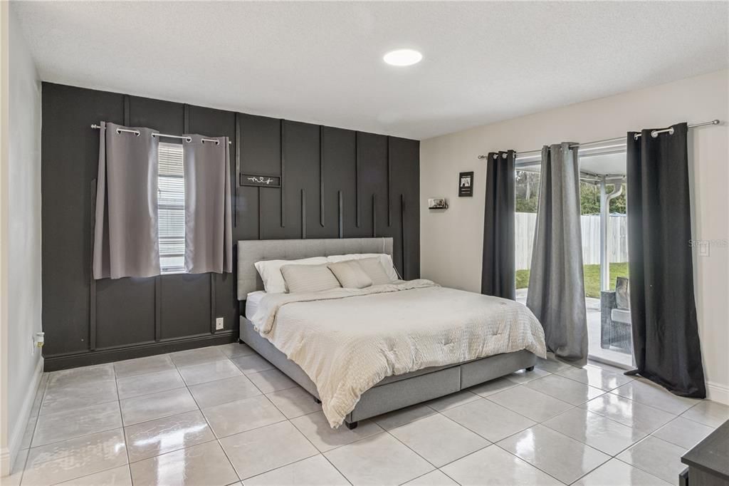 待售: $300,000 (2 贝兹, 2 浴室, 1162 平方英尺)