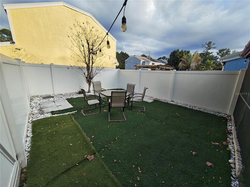 En Renta: $1,900 (2 camas, 2 baños, 1011 Pies cuadrados)