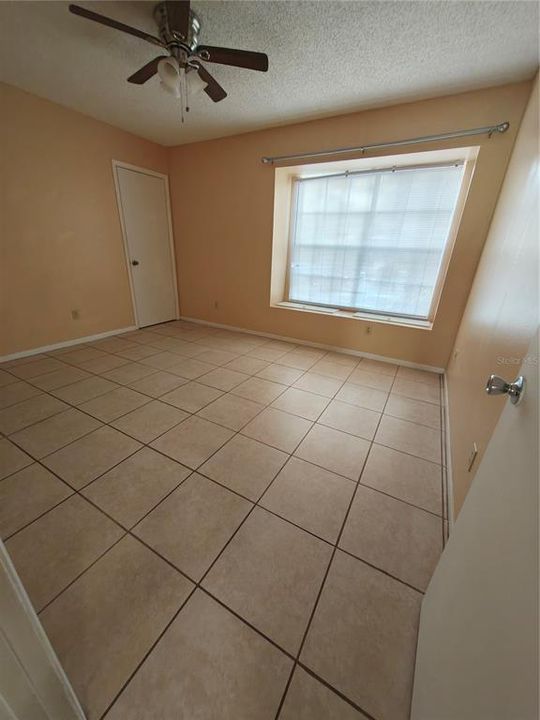 En Renta: $1,900 (2 camas, 2 baños, 1011 Pies cuadrados)