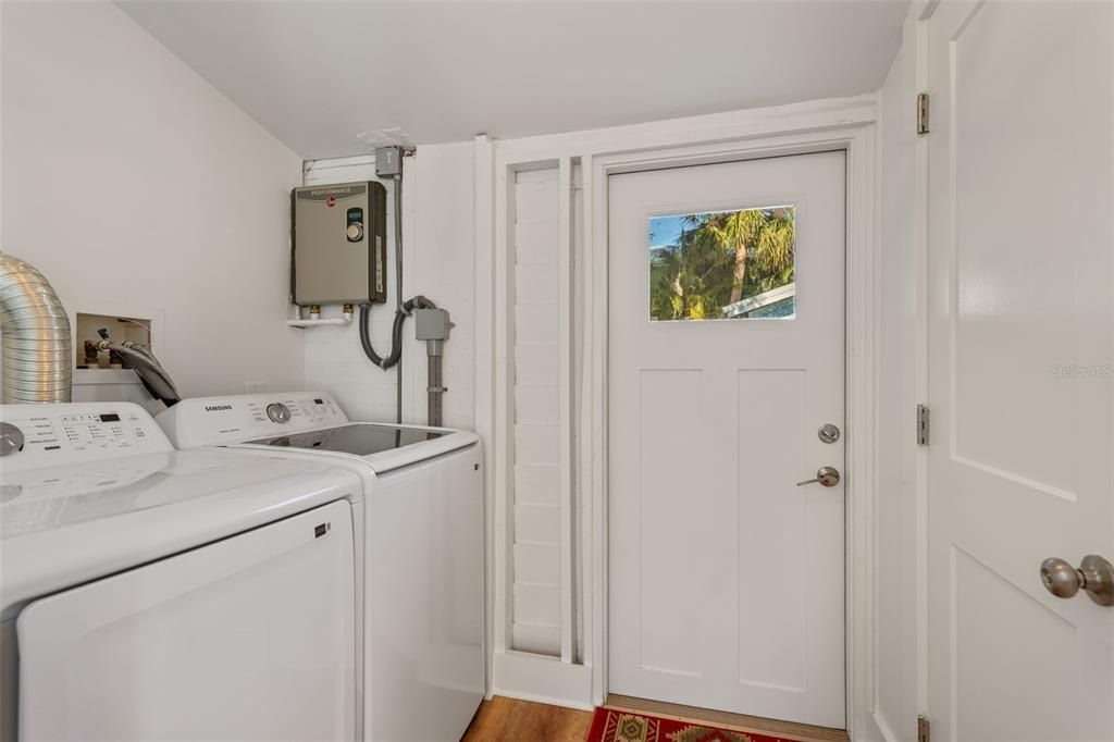 待售: $449,000 (3 贝兹, 2 浴室, 1676 平方英尺)