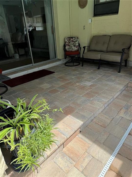 待售: $561,999 (5 贝兹, 2 浴室, 1998 平方英尺)