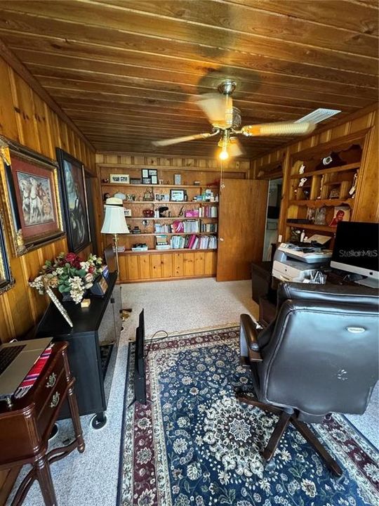 待售: $561,999 (5 贝兹, 2 浴室, 1998 平方英尺)