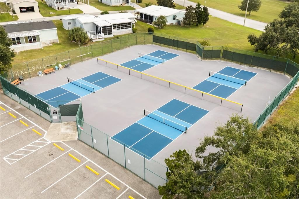 En Venta: $154,700 (2 camas, 2 baños, 1100 Pies cuadrados)