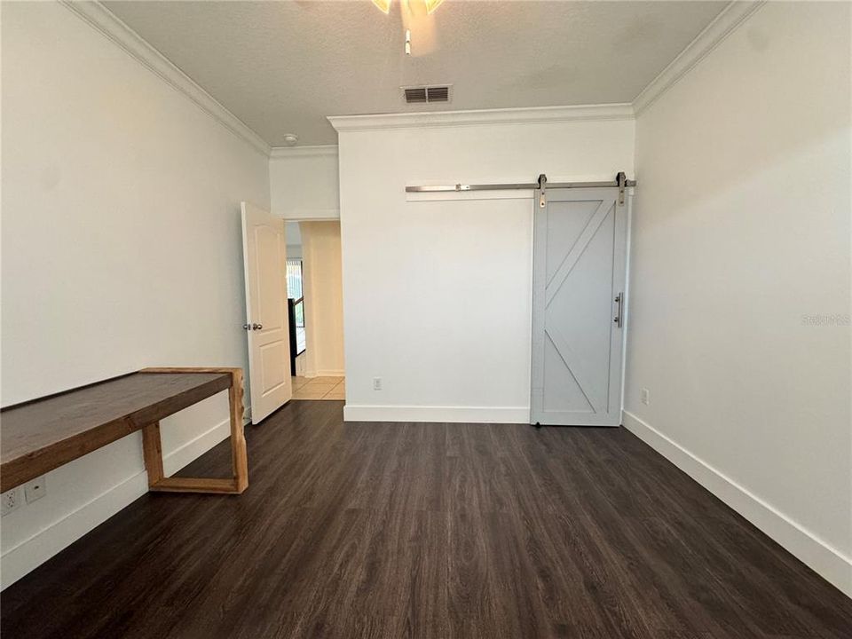 出租: $3,100 (5 贝兹, 3 浴室, 2580 平方英尺)